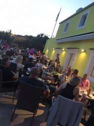 34046290 1634745599976692 3650696899947659264 n